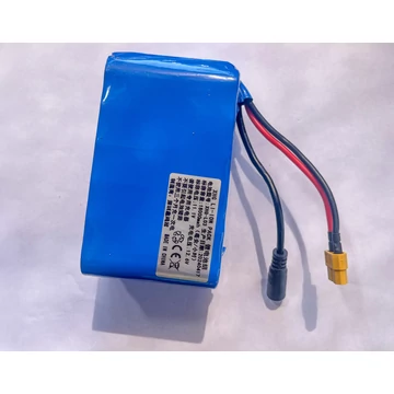 BLACK SNAKE ETETŐHAJÓ 12 V 18000 mAh LIPO AKKUMULÁTOR