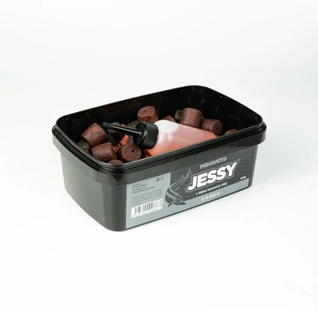 JESSY - COMBO - TOKHALRA- HALIBUT PELLET 2,5 kg   + LOCSOLÓ 100ml Lazac olaj